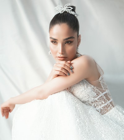 The woman in a white flower skirt